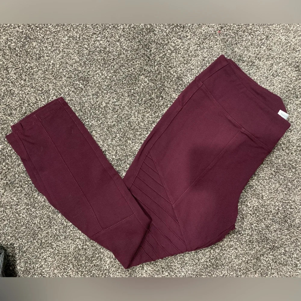 Market & Spruce Burgundy Moto Leggings